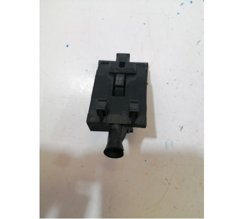 Ручка открывания капота