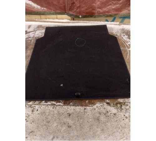 Пол багажника