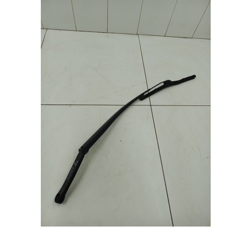 Поводок стеклоочистителя правый