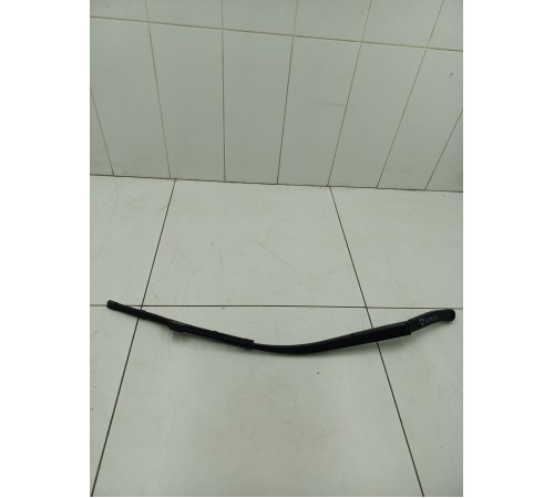 Поводок стеклоочистителя правый