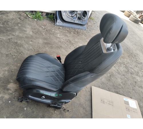 Сиденье переднее левое