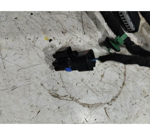 Электропроводка двери задняя правая