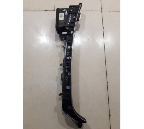 Воздушный дефлектор (правый)