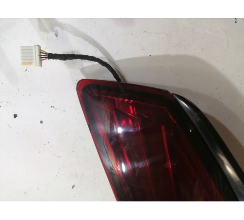 Фонарь задний правый наружний