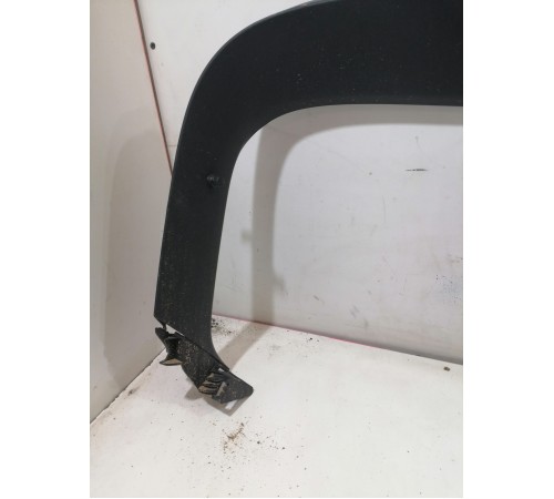 Обшивка крышки багажника верхняя