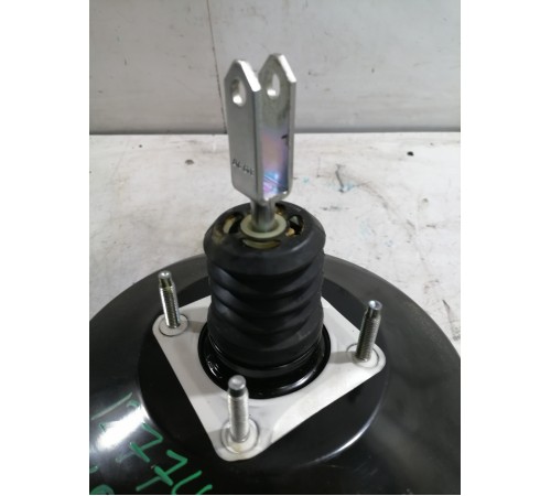 Усилитель тормозов вакуумный