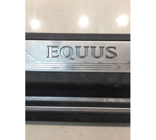 Накладка порога (передняя, левая)