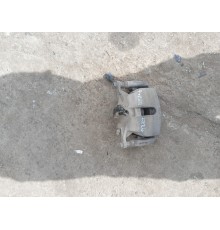 Суппорт передний правый