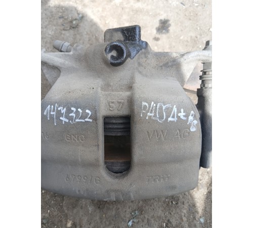 Суппорт передний правый