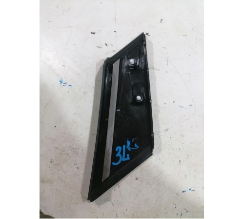 Накладка двери задняя левая