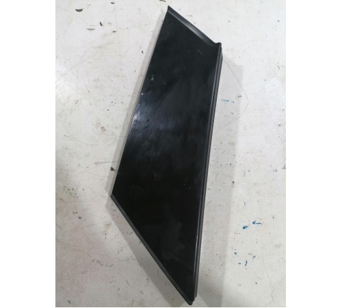 Накладка двери задняя левая