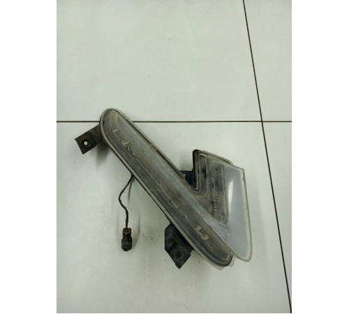 Фара дневного хода правая