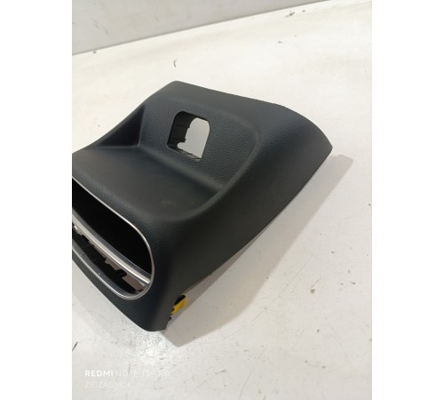 Накладка центральной консоли задняя