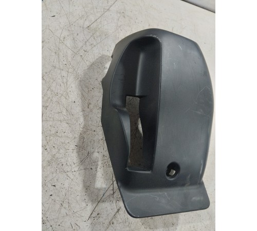 Кожух рулевой колонки нижний