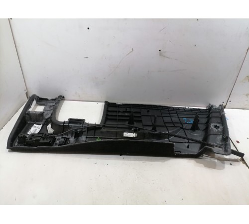 Обшивка багажника левая нижняя