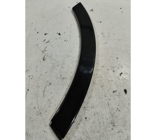 Накладка двери (задняя правая)