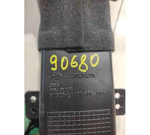 Воздуховод салона