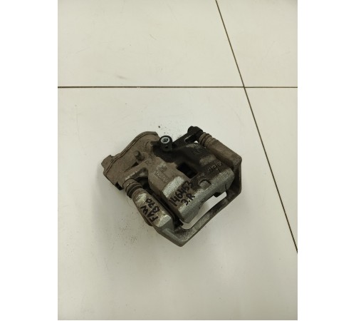 Суппорт задний правый