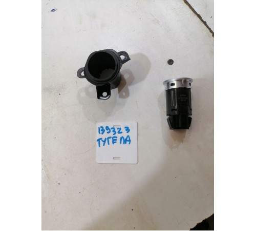 Кнопка запуска двигателя СТАРТ/СТОП