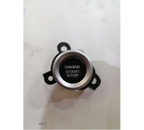 Кнопка запуска двигателя СТАРТ/СТОП