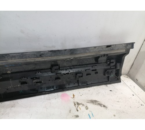 Накладка молдинг двери передняя левая внешняя