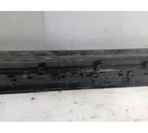 Накладка молдинг двери передняя левая внешняя