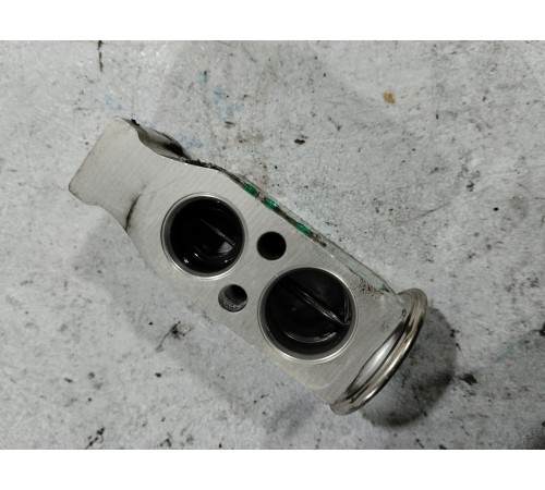 Расширительный клапан радиатора кондиционера салонного