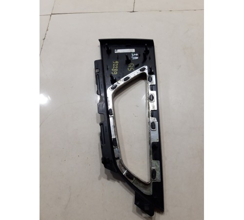 Накладка обшивки двери (задняя левая)