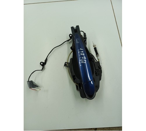 Ручка двери наружная передняя правая