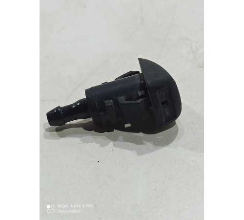 Форсунка омывателя лобового стекла