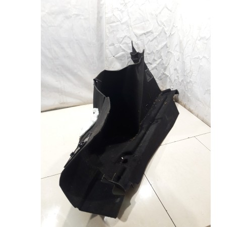 Обшивка багажника задняя левая