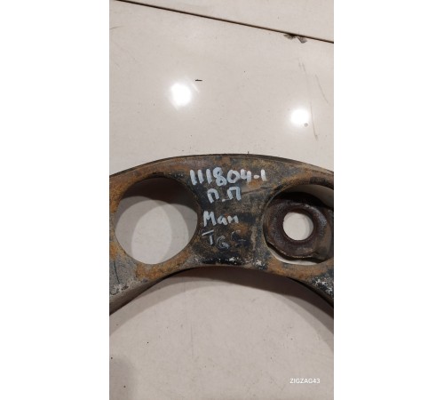 Колпак ступичный колесный передний правый