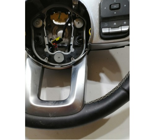 Руль в сборе с кнопками