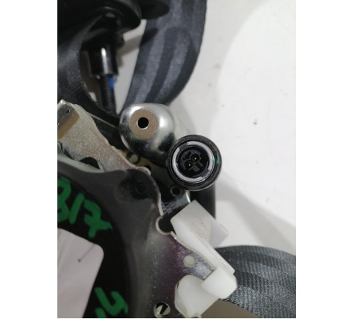 Ремень безопасности передний левый