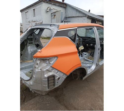 Крыло заднее правое