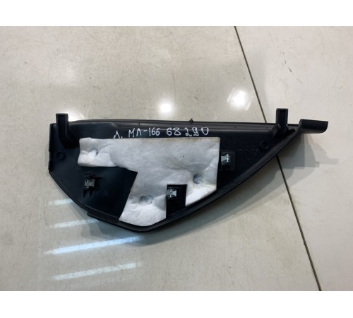 Накладка торпедо(левая)