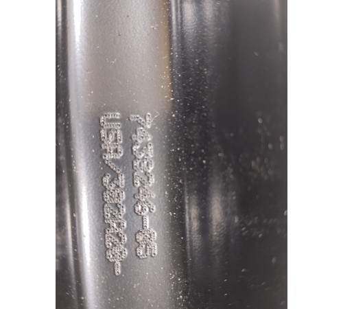 Кронштейн(крепление) шторки багажника