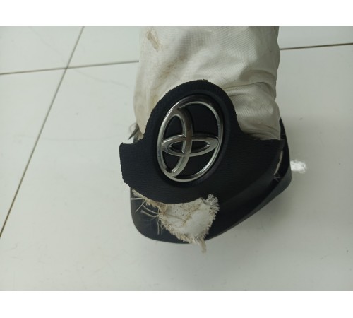 Подушка безопасности водителя