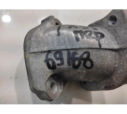 Соединитель (передний)