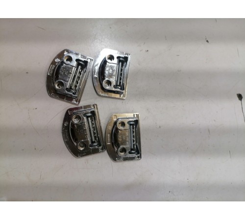 Комплект крючков багажника 4шт