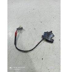 Активатор крышки лючка бензобака