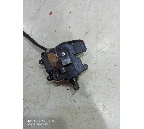 Активатор крышки лючка бензобака