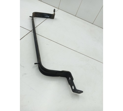 Петли крепления бензобака