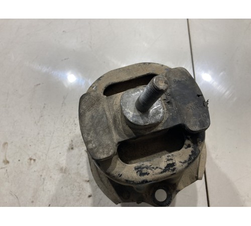 Подушка крепления двигателя