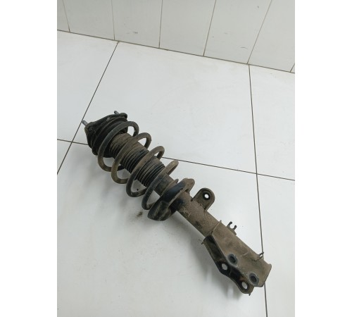 Амортизатор подвески передний левый в сборе