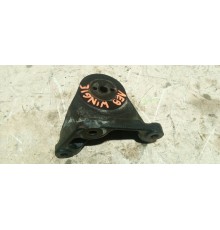 Кронштейн Опоры двигателя левый