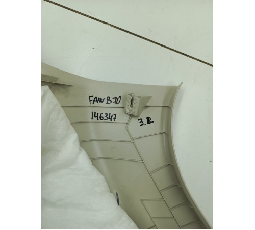 Обшивка стойки задняя левая