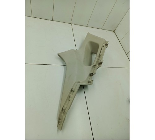 Обшивка стойки задняя левая