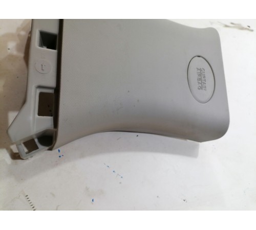 Накладка багажника левая верхняя