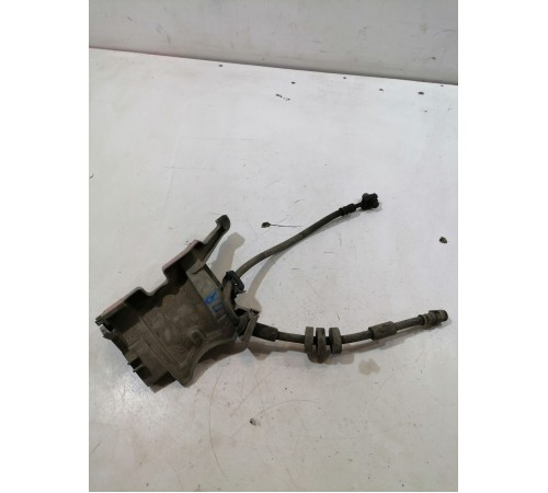 Тормозной шланг передний правый